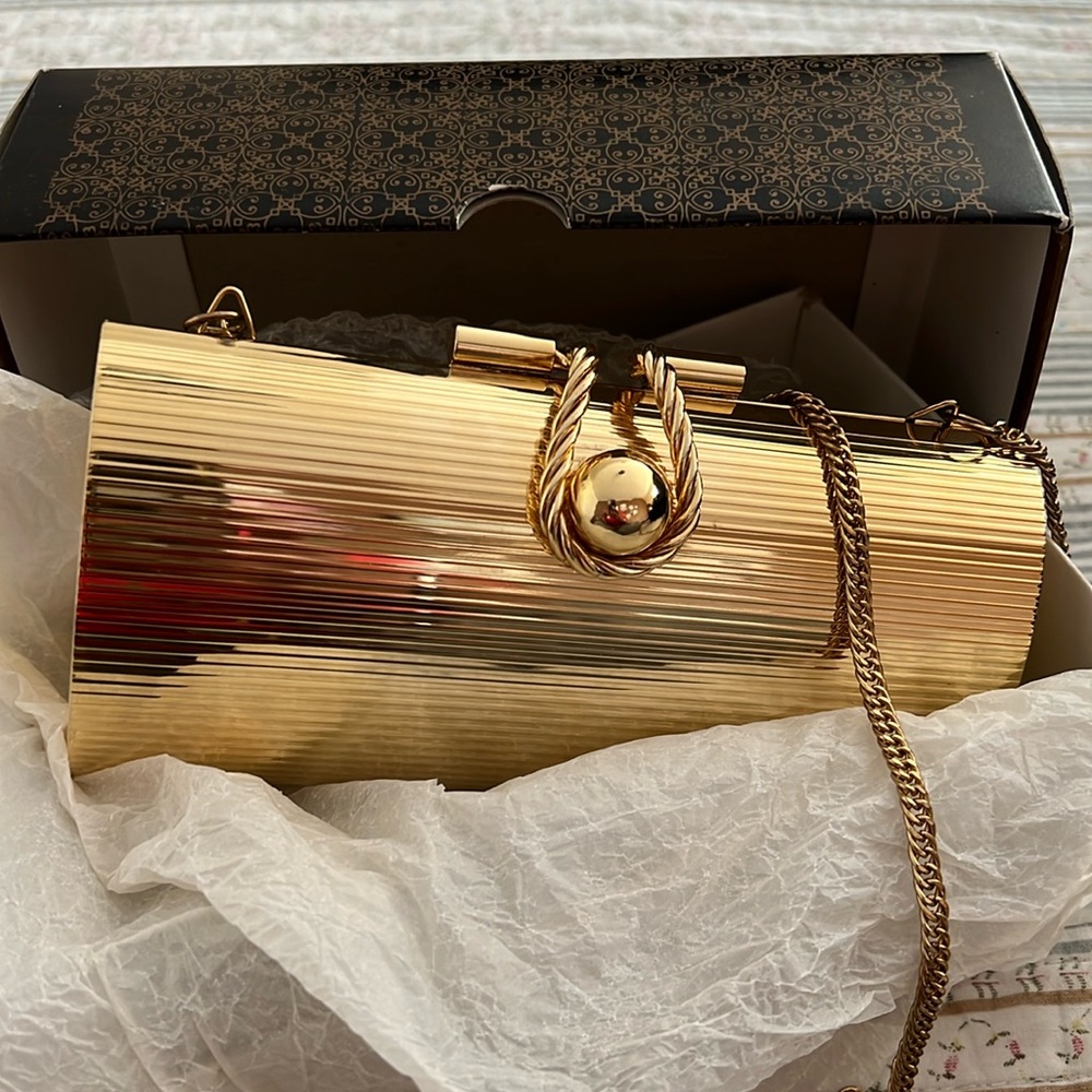 Unbranded Vintage 1970s Gold Clutch
